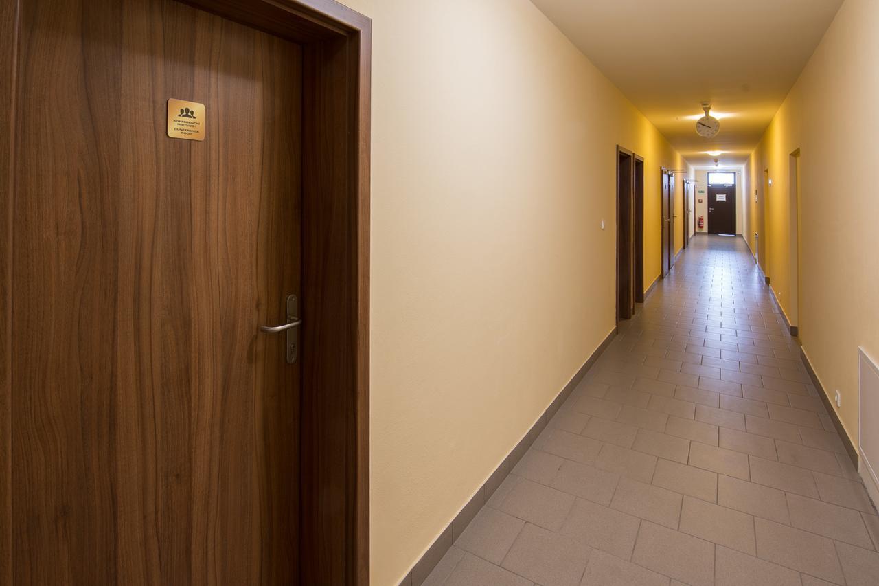 Hotel Arena Brumov Luaran gambar