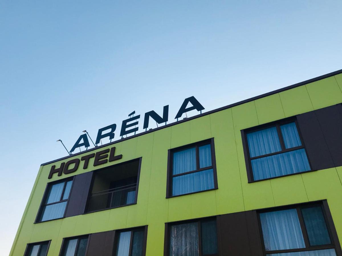 Hotel Arena Brumov Luaran gambar