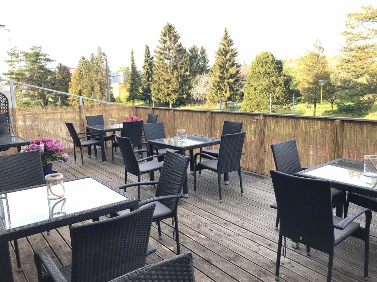 Hotel Arena Brumov Luaran gambar